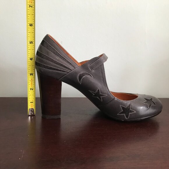 Chie Mihara | Yonaka Star Mary Jane Pumps - Picture 11 of 12